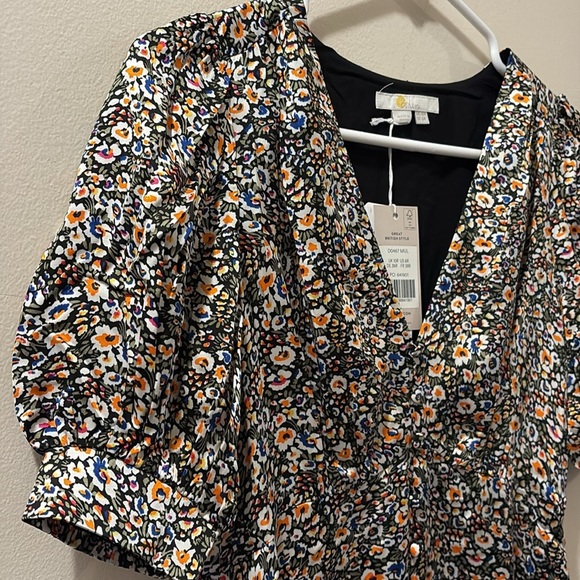 Boden NWT Floral V-Neck Maxi Dress - size 6 - button detail - short sleeve - Picture 3 of 9